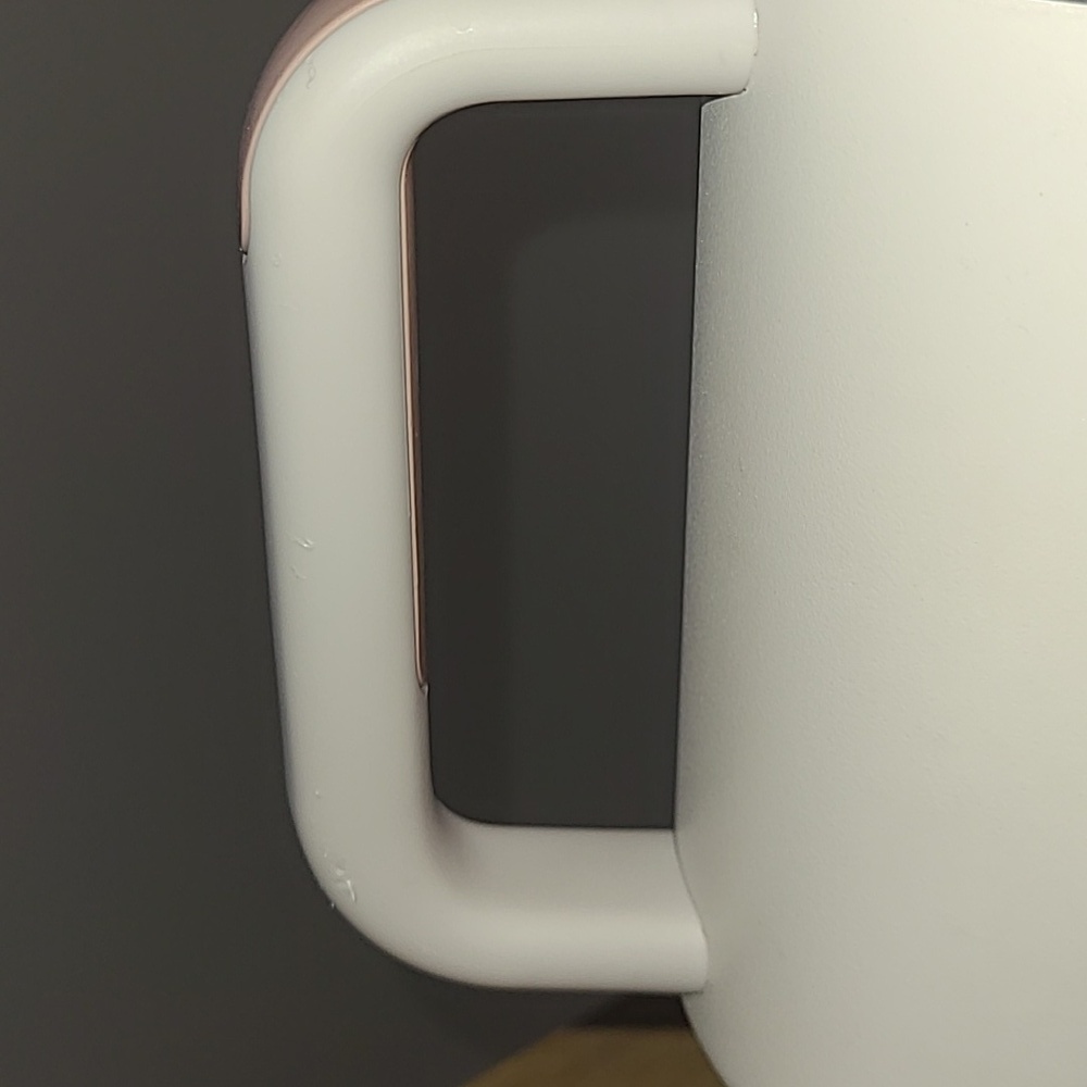 Stanley Light Pink Insulated 40oz Mug - Picture 6 of 7